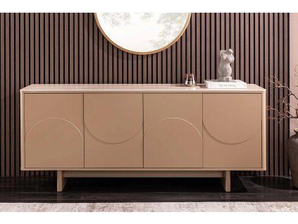 Designový moderní příborník Salon Natural se čtyřmi dvířky.