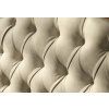 Detail chesterfield čalouněného čela postele - krémová ekokůže