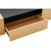 Detail černo-dřevěného provedení TV stolku Syrakus